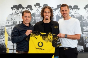 體圖：今夏羅馬的報價高出三成，但F-席爾瓦為安定最終選擇多特