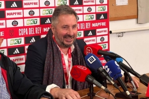 炮轟足壇潛規(guī)則！維加港主帥：這里只有認(rèn)識球隊主席的人才能執(zhí)教