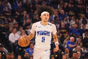 填滿數(shù)據(jù)欄！布萊克13中8貢獻(xiàn)20分1板2助2斷2帽 首節(jié)10分