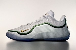 致敬當(dāng)年當(dāng)選體育畫報封面的自己！詹姆斯LeBron 23再發(fā)布新配色