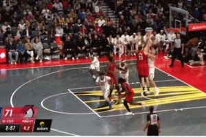 已臻化境！約基奇不看人送四分衛(wèi)精準(zhǔn)長傳 沃特森接球上籃打中