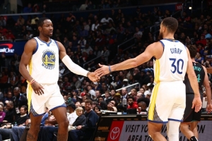 巴克利：庫里已經(jīng)在走下坡路了 問題在于庫明加能否更進一步