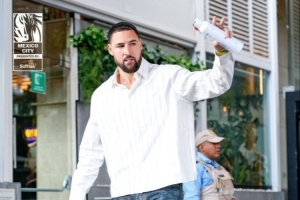 誰最亮眼？獨(dú)行俠墨西哥賽面對活塞 眾將賽前時(shí)尚穿搭入鏡