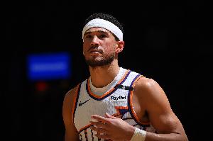 飛機大炮VS大刀長矛！太陽上半場三分球15中11 馬刺16中5