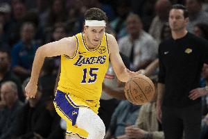 雷迪克：里夫斯會打出一些令人瞠目結(jié)舌的數(shù)據(jù) 他就是那么優(yōu)秀！