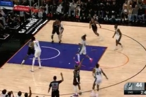 外線開炮！阿倫和古德溫相繼飆中三分 太陽領(lǐng)先馬刺17分