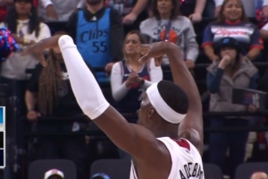 阿德巴約中投命中&熱火開(kāi)場(chǎng)12-2 泰倫-盧140秒緊急喊暫停