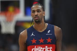 沒手感！薩爾半場5投僅1中拿到3分4助另有2斷2帽