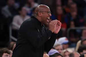 邁克·布朗：干擾三分出手方面能做得更好 每場賽后都會復(fù)盤