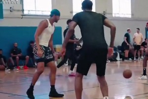 打入內(nèi)部？賈巴里-史密斯和掘金的穆雷&老黃忠等人一塊訓練