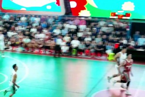 ??一鏡到底！見證村BA史上最牛傳球！