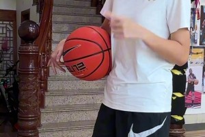 球商很重要！野球場如果有這樣的隊友喂餅該多舒服？