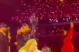 野球場“白巧克力！一人拿球九人慌！騷操作秀一波