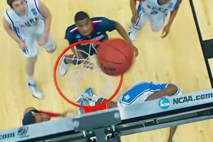 僅用11場比賽就鎖定狀元！歐文大學時期絲滑集錦！降維打擊！