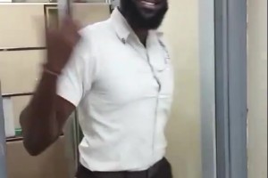 這也太像了！我宣布詹姆斯在模仿詹姆斯的比賽中僅得第二名??