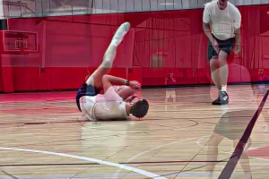 76人恩比德與喬治已經(jīng)開始訓練，期待他們的表現(xiàn)！