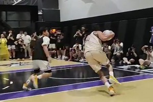 當年阿隆-戈登這手運球，讓我們對NBA“糙漢”有了新認識