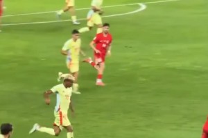 搶斷+突破+外腳背，亞馬爾一個人差點干完了所有活