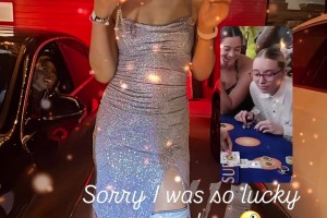 小寶：裙子和護具很搭！惦記著牌局的佩奇評論：被閨蜜“背叛”了