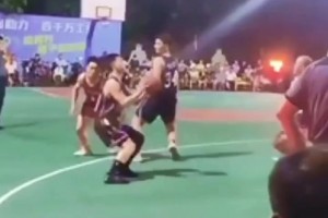 經(jīng)典“二段式墊腳殺”案列，太可惡了這種人！