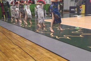 上有天堂下有蘇杭！江蘇同曦男籃美女啦啦隊穿旗袍多亮眼？