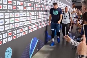 東契奇39分10籃板7助攻盡力了沒能幫助國(guó)家隊(duì)更進(jìn)一步...