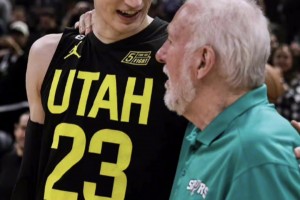 阿聯(lián)當(dāng)年有沒機(jī)會發(fā)展成像馬爾卡寧這樣？楊毅：沒機(jī)會，馬爾卡寧突投都很強(qiáng)