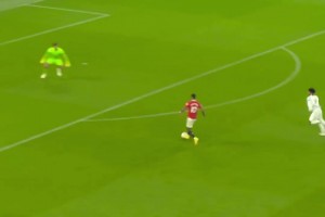 當(dāng)年意氣風(fēng)發(fā)！馬夏爾妙傳拉什福德單刀破門(mén)！