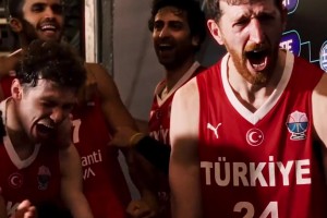 ??一黑到底？土耳其8戰(zhàn)全勝 將隊(duì)標(biāo)貼在了歐錦賽決賽上