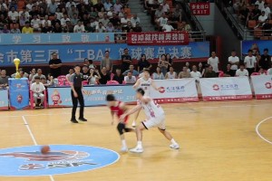 個(gè)人能力！姆巴佩底線單點(diǎn)爆破，傳中居勒爾破門