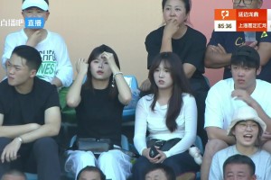 朝鮮族姑娘真上鏡?！中甲延邊比賽中導播頻繁給到看臺特寫鏡頭