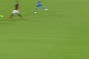 歐冠經(jīng)典進(jìn)球！弗洛倫齊：最難忘對陣巴薩的中圈吊射！