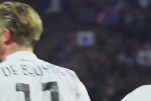 利物浦傳奇里瑟這重炮比卡洛斯還猛啊，一腳干穿了十幾塊板！