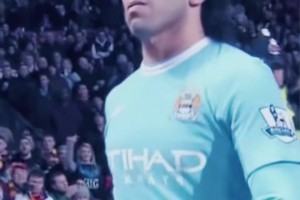 被視為叛將！在曼聯(lián)效力2年后，09年夏天特維斯轉(zhuǎn)會(huì)同城死敵曼城