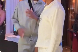 在國(guó)王聯(lián)手嗎？德羅贊出席威少基金會(huì)并與會(huì)長(zhǎng)威少相聊甚歡??