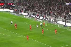 亞伯拉罕在土超的這腳補(bǔ)射，把自己都整笑了…??