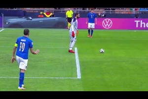 當(dāng)年多納魯馬重回AC米蘭時遭到噓聲，錢多多都沒有為米蘭留下錢