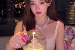 生日快樂呀！女主播金佳悅曬吹蠟燭視頻，顏值太高了！??