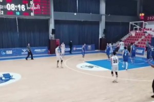 降維打擊！16歲的楊瀚森在U17比賽中是怎么打球的？