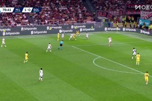 稍顯無奈！普利希奇禁區(qū)內(nèi)被放倒，裁判毫無表示