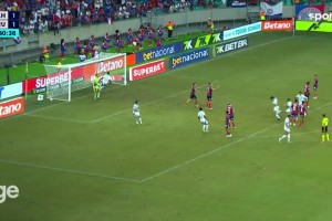 絕殺時(shí)刻！巴爾博薩轟出驚天世界波，這腳力量和弧線實(shí)在太棒了！