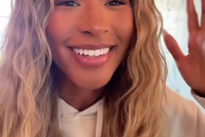 保養(yǎng)得不錯！近距離感受下詹嫂薩瓦娜的顏值，牙齒是真的白??