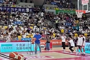 刻到骨子里的肌肉記憶！戰(zhàn)神劉玉棟曬視頻：三分10中10一鏡到底