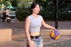 感受一下徐中鋒的“拜佛”三分！