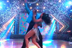 初代大胡子巴朗-戴維斯跨界參加《與星共舞》??這水平如何？