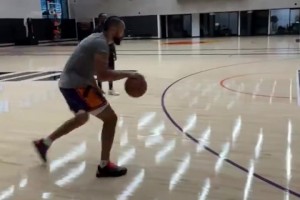 上賽季在火箭投出生涯新高！狄龍休賽期依舊發(fā)狠練三分