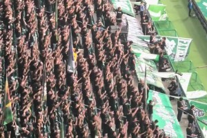 不離不棄！工體現(xiàn)場實拍：御林軍死忠看臺高喊“跟丫死磕”??