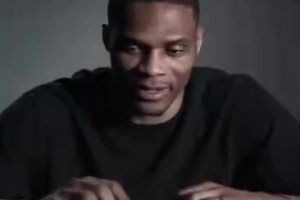 A史密斯談?wù)材匪?3和16冠軍：他得感謝波波維奇和蕭華！