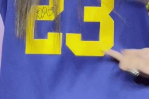 真的敢說！庫里妻子阿耶莎之前曾在節(jié)目里透露：他很喜歡我的腳