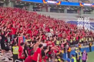 成都蓉城補(bǔ)時(shí)絕平申花守住榜首，5000+成都“遠(yuǎn)征軍”不白來(lái)!